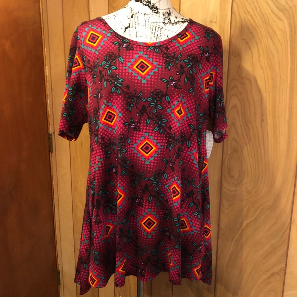 NWT Lularoe Perfect Tee XL Magenta Floral